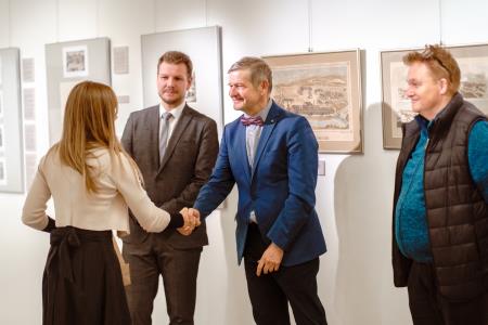razstava, vončina, 111124-foto-Nika_Hölcl-111